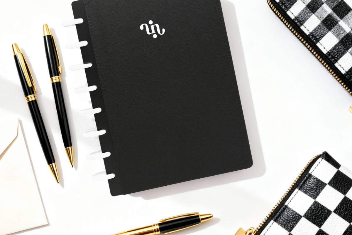 Letni planer Obsidian Hardcover